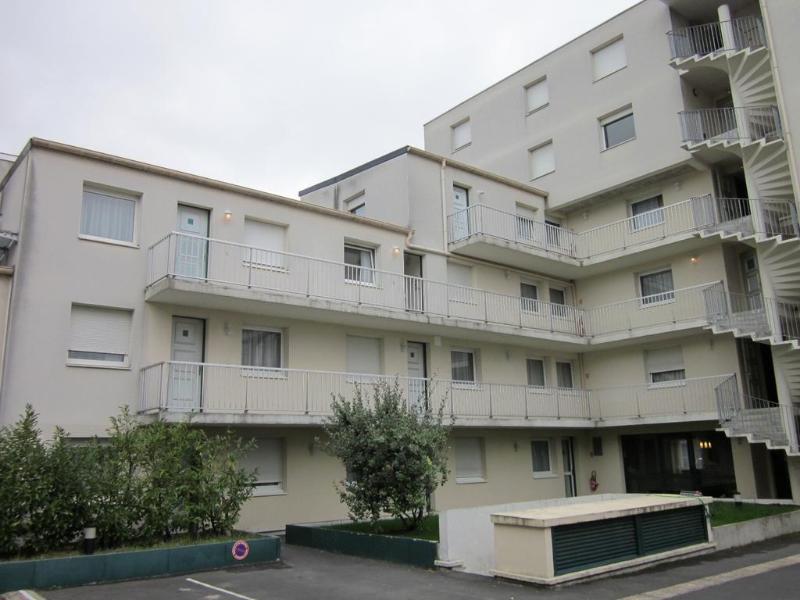 Kosy Appart'Hotel Le Champ De Mars Reims Exterior foto