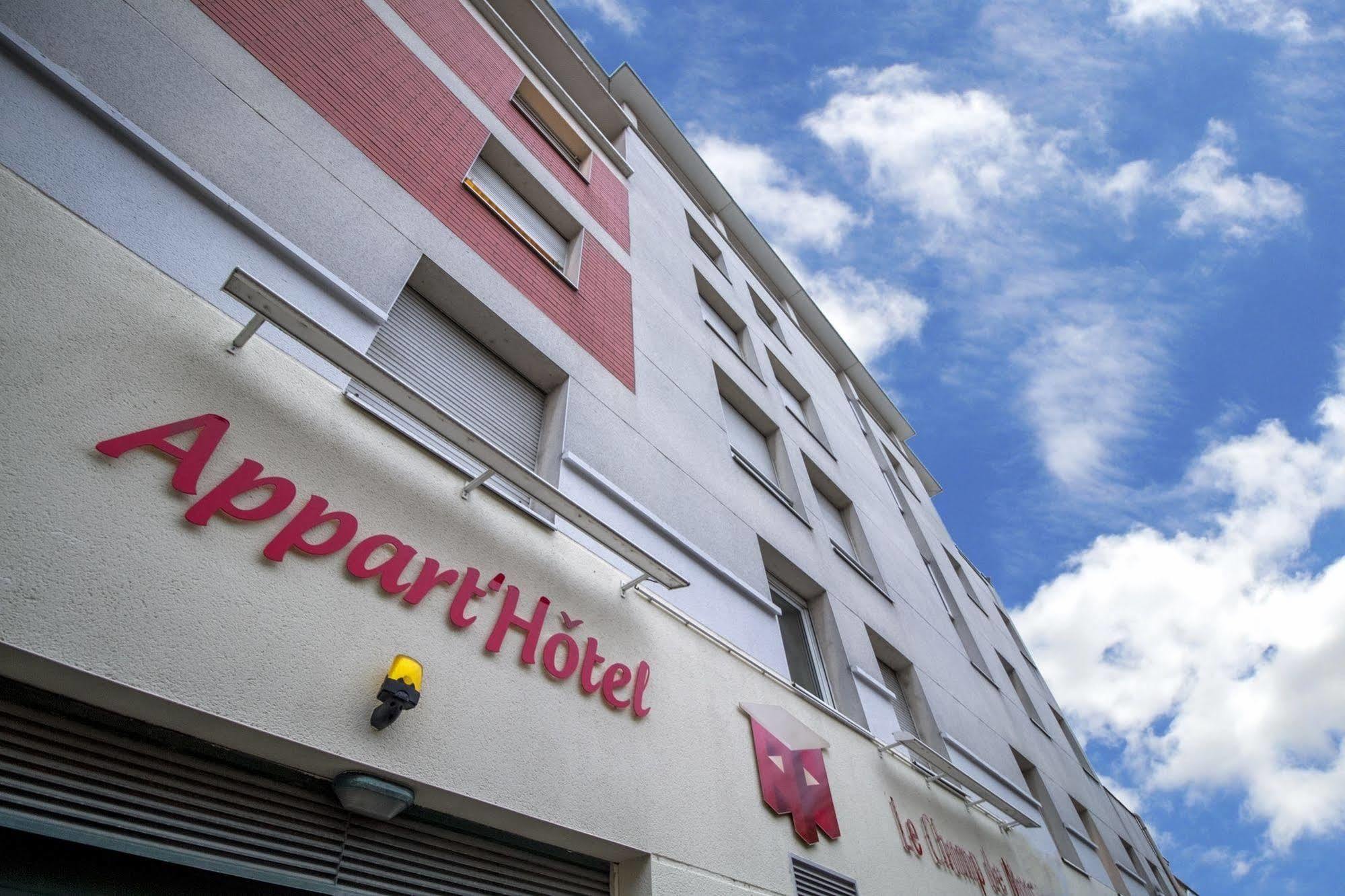 Kosy Appart'Hotel Le Champ De Mars Reims Exterior foto